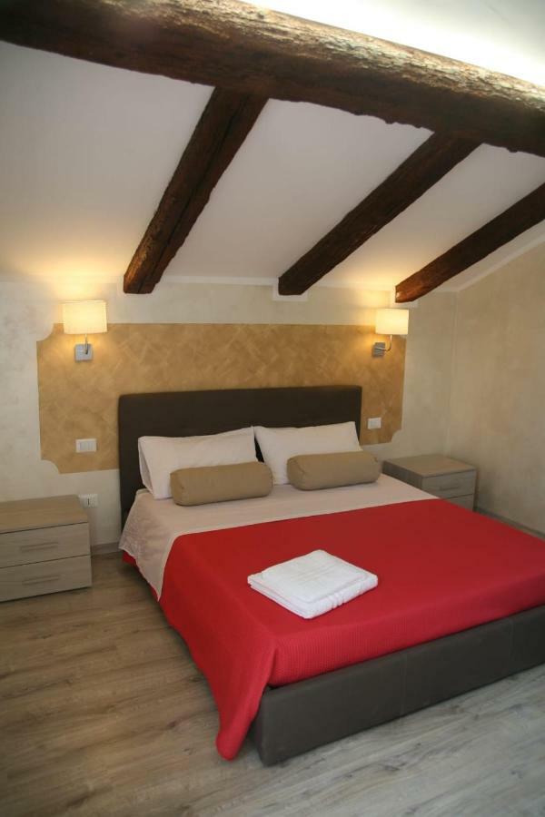 Red Lion Gasthof Mestre